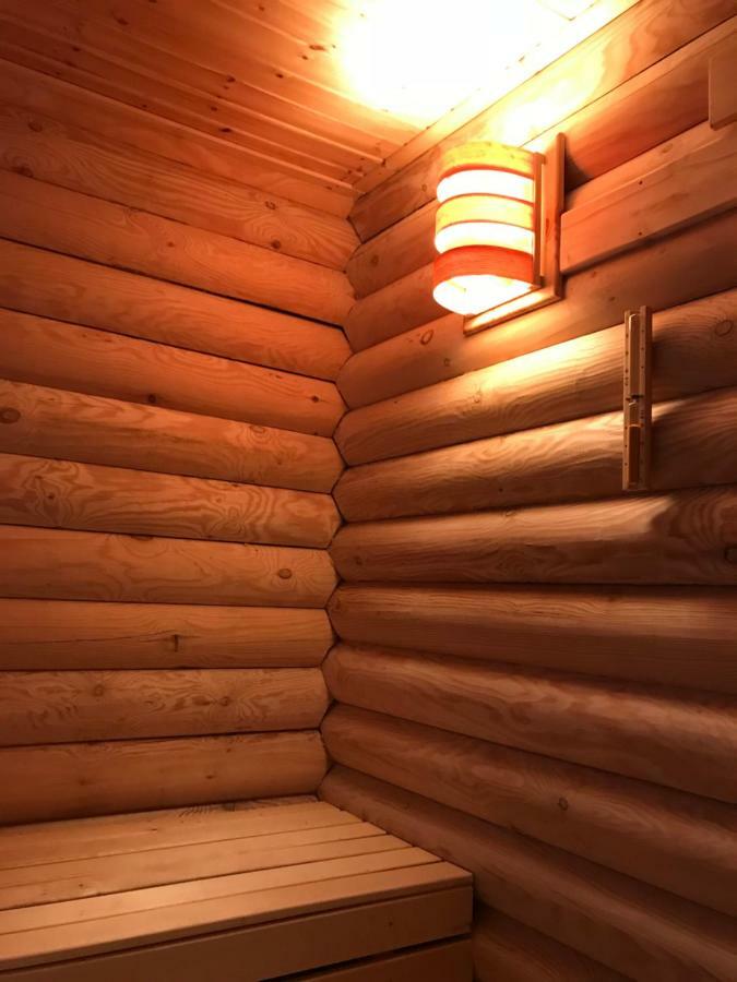 Wellness Huette Am Zwenkauer See Bei Leipzig エクステリア 写真